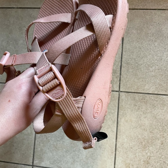 Pink Chaco’s - Picture 4 of 4